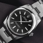 Rolex Oyster Perpetual 34 124200 (2025) - Black dial 34 mm Steel case (3/7)