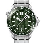 Omega Seamaster Diver 300 M 210.30.42.20.10.001 (2023) - Green dial 42 mm Steel case (1/8)