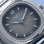 Patek Philippe Nautilus 7118/1A-011 (2021) - Grey dial 35 mm Steel case (1/21)