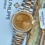 Patek Philippe Nautilus 3800 (1994) - Goud wijzerplaat 37mm Goud/Staal (1/8)