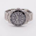 Rolex Submariner No Date 114060 (2012) - Zwart wijzerplaat 40mm Staal (7/8)
