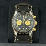 Tudor Black Bay Chrono 79363N-0002 (2023) - Black dial 41 mm Gold/Steel case (5/8)