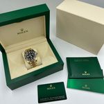 Rolex GMT-Master II 126718grnr (2024) - Black dial 40 mm Yellow Gold case (2/10)