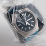 Girard-Perregaux Laureato 81010-11-431-11A (2023) - Blue dial 43 mm Steel case (5/8)