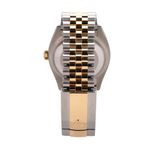 Rolex Datejust 36 126233 (2022) - Champagne wijzerplaat 36mm Staal (8/8)
