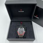 Tudor Black Bay GMT 79830RB-0001 (2023) - Black dial 41 mm Steel case (4/8)