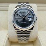 Rolex Datejust 36 126234 (2024) - Silver dial 36 mm Steel case (2/8)