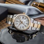 Rolex Oyster Perpetual Date 15053 (Onbekend (willekeurig serienummer)) - 34mm Goud/Staal (2/8)