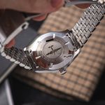 IWC Pilot Mark IW328204 (2026) - Blue dial 40 mm Steel case (6/8)