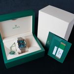 Rolex Milgauss 116400GV (2020) - Blue dial 40 mm Steel case (8/8)