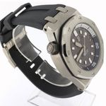 Audemars Piguet Royal Oak Offshore Diver 15720ST.OO.A009CA.01 (2022) - Grey dial 42 mm Steel case (3/6)