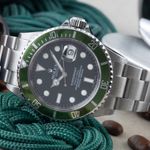 Rolex Submariner Date 16610T (2007) - Zwart wijzerplaat 40mm Staal (2/8)