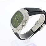 Glashütte Original Seventies Chronograph Panorama Date 1-37-02-09-02-63 (2025) - Green dial 40 mm Steel case (3/5)