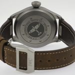 IWC Big Pilot IW329701 (2022) - Zwart wijzerplaat 43mm Titanium (3/4)