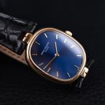 Patek Philippe Golden Ellipse 4826 (Unknown (random serial)) - Blue dial 23 mm Yellow Gold case (5/8)