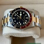 Tudor Black Bay GMT 79833MN (2026) - Black dial 41 mm Steel case (5/7)