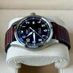 IWC Pilot Mark IW327003 (2020) - Bruin wijzerplaat 40mm Staal (6/8)