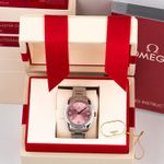 Omega Seamaster Aqua Terra 220.10.34.20.10.003 (2025) - Pink dial 34 mm Steel case (8/8)