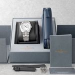 Vacheron Constantin Overseas 4500V/110A-B126 (2025) - 42mm Staal (3/8)