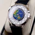 Patek Philippe World Time 5231G-001 (2025) - Meerkleurig wijzerplaat 39mm Witgoud (1/8)
