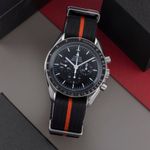 Omega Speedmaster Professional Moonwatch 3570.50.00 (2000) - Black dial 42 mm Steel case (1/8)
