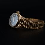 Rolex Lady-Datejust 69178 (1990) - Blue dial 26 mm Yellow Gold case (8/8)