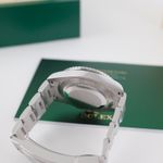 Rolex Submariner No Date 124060 (2021) - Black dial 41 mm Steel case (7/8)