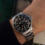 Rolex Submariner Date 1680 (1974) - Black dial 40 mm Steel case (2/8)