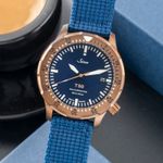 Sinn T50 1052.062 (Unknown (random serial)) - Blue dial 41 mm Bronze case (3/8)
