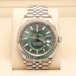 Rolex Sky-Dweller 336934 (2024) - 42mm Staal (2/5)