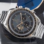 Omega Speedmaster Professional Moonwatch 310.20.42.50.01.001 (2019) - Black dial 42 mm Steel case (2/8)