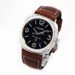 Panerai Radiomir PAM00753 (2025) - Black dial 45 mm Steel case (5/8)