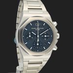 Girard-Perregaux Laureato 81020-11-431-11A (2026) - Blue dial 43 mm Steel case (4/8)