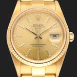 Rolex Oyster Perpetual Date 15238 (2005) - 34 mm Yellow Gold case (2/8)