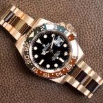 Rolex GMT-Master II 126715CHNR (2024) - Black dial 40 mm Rose Gold case (1/6)