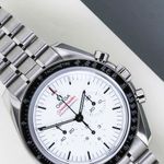 Omega Speedmaster Professional Moonwatch 310.30.42.50.04.001 (2024) - White dial 42 mm Steel case (3/8)