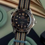 Omega Seamaster Diver 300 M 210.92.42.20.01.001 (Unknown (random serial)) - Brown dial 42 mm Titanium case (3/8)