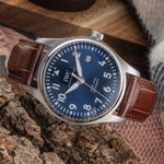 IWC Pilot Mark IW327010 (Unknown (random serial)) - Blue dial 40 mm Steel case (2/8)