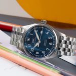 IWC Pilot Mark IW327014 (Unknown (random serial)) - Blue dial 40 mm Steel case (2/8)