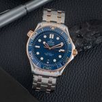 Omega Seamaster Diver 300 M 210.20.42.20.03.002 (Unknown (random serial)) - Blue dial 42 mm Steel case (1/8)
