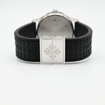 Patek Philippe Aquanaut 4960 (Unknown (random serial)) - Black dial 30 mm Steel case (5/5)
