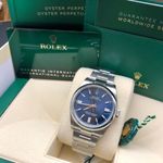 Rolex Oyster Perpetual 36 126000 (2023) - Blauw wijzerplaat 36mm Staal (2/8)