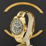Rolex GMT-Master II 116718LN (2016) - Black dial 40 mm Yellow Gold case (2/7)