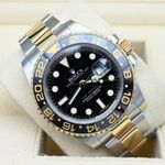 Rolex GMT-Master II 116713LN (2015) - Zwart wijzerplaat 40mm Goud/Staal (2/14)
