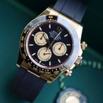 Rolex Daytona 126518LN (2024) - Zwart wijzerplaat 40mm Geelgoud (2/8)