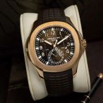 Patek Philippe Aquanaut 5164R-001 (2024) - Brown dial 41 mm Rose Gold case (4/6)