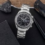 Omega Speedmaster Date 3210.50.00 (Onbekend (willekeurig serienummer)) - Zwart wijzerplaat 40mm Staal (1/8)