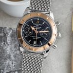 Breitling Superocean Heritage Chronograph U23370 (2012) - Black dial 44 mm Gold/Steel case (3/8)