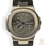 Patek Philippe Nautilus 5712G - (2/7)