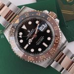 Rolex GMT-Master II 126711CHNR (2023) - Black dial 40 mm Gold/Steel case (4/8)
